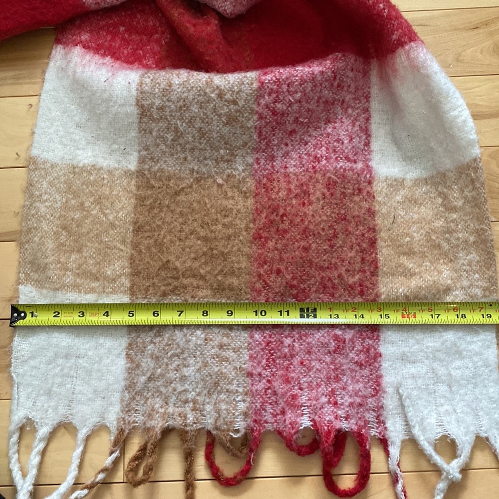 Scarf - Picture 2 of 3
